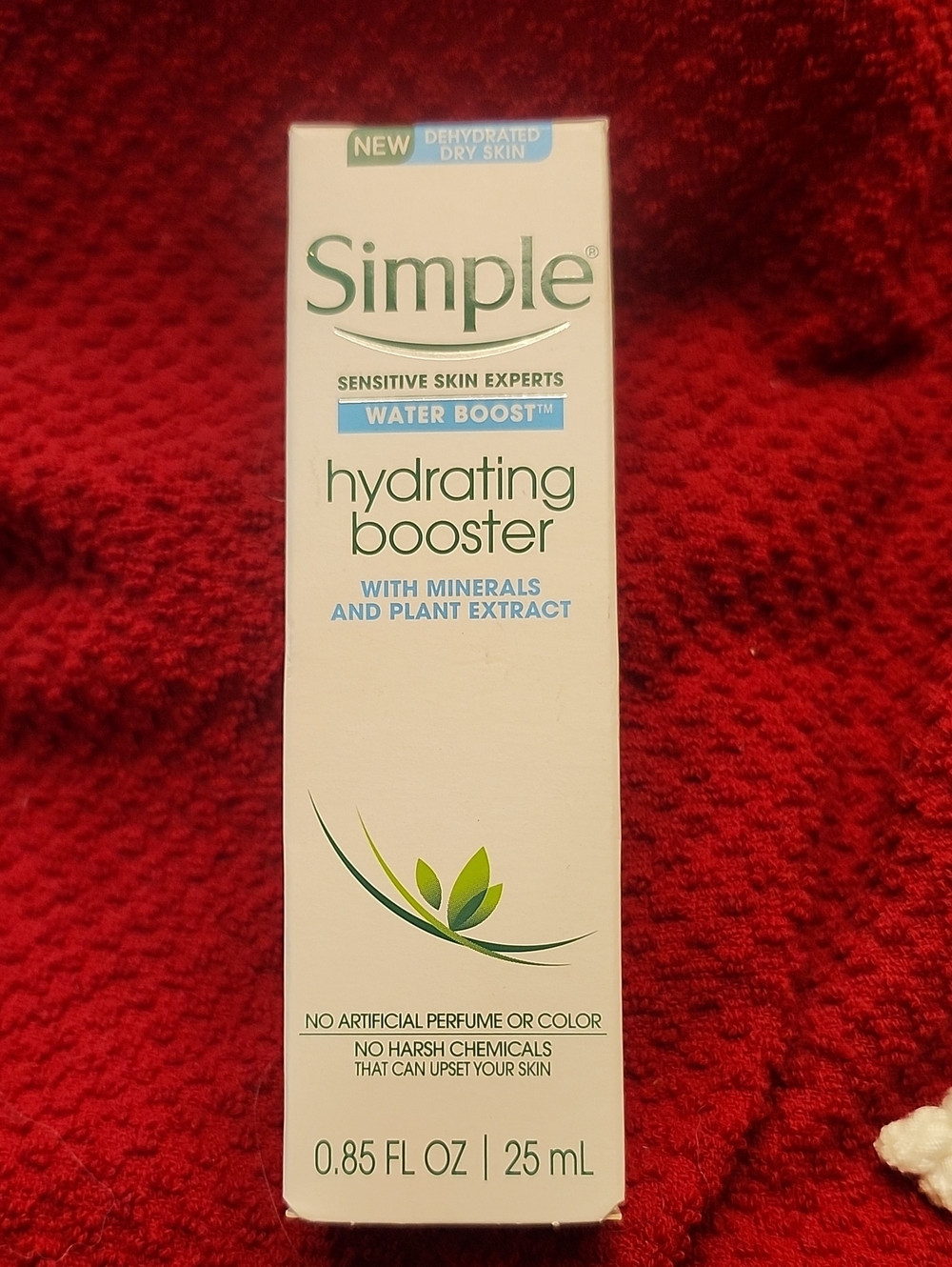 Simple Hydrating Booster - White and Green Nwt